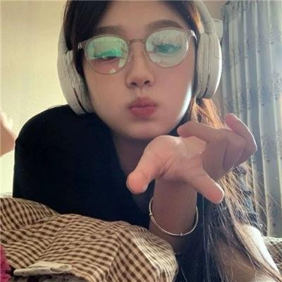 特维和他的七个女儿